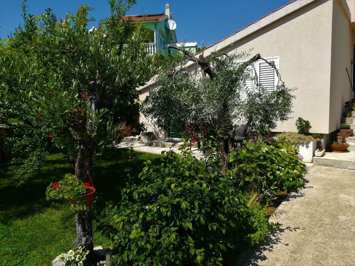 Апартаменты Olive Grove Водице Экстерьер фото
